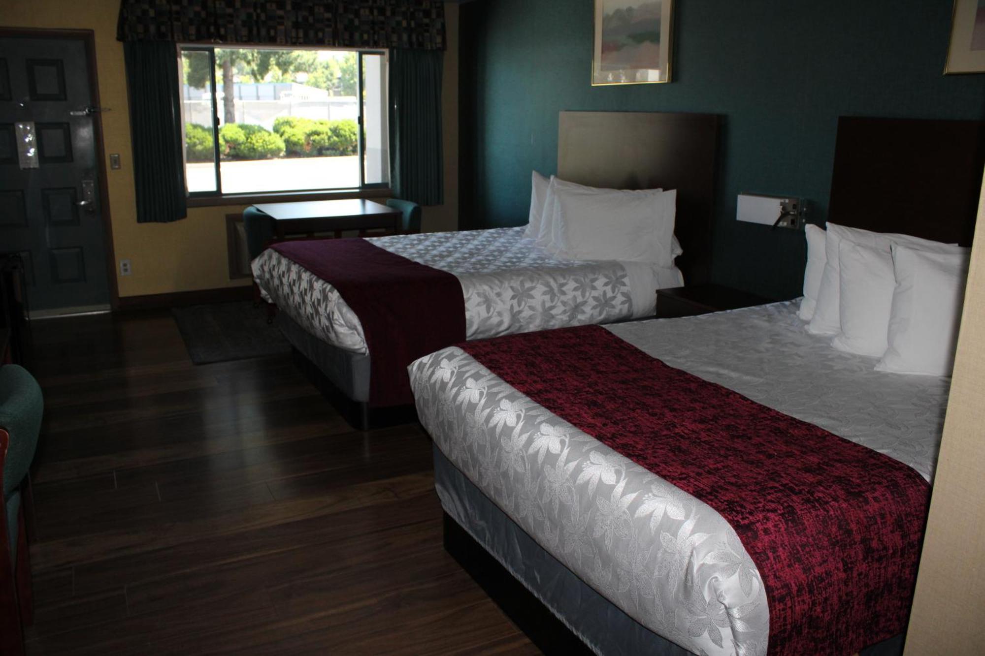 Americas Best Value Inn - Phoenix / Ashland Ngoại thất bức ảnh